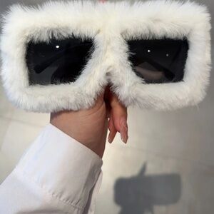 BLACK FAUX MINK OVERSIZED GLASSES (BRAND NEW)